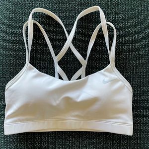 Nike white dry fit sports bra size S